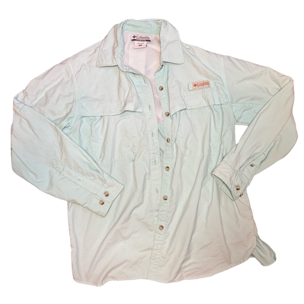 Women’s fishing shirt size small